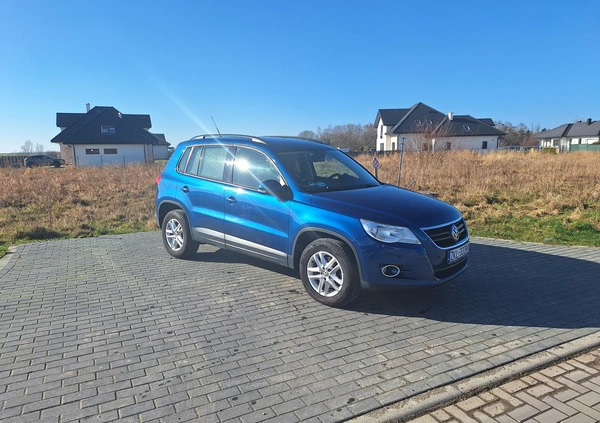 Volkswagen Tiguan cena 27500 przebieg: 301000, rok produkcji 2007 z Kołobrzeg małe 301